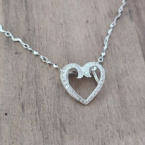 Silver jewelry necklace